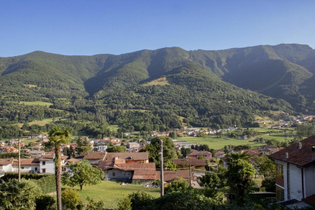 La Tana Dello Zio Gio Apartment Endine Gaiano Bagian luar foto
